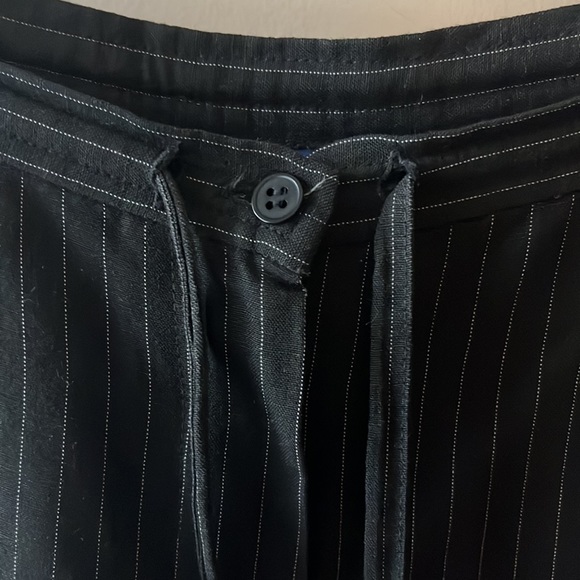 Pin striped linen pants with draw string - Picture 1 of 4